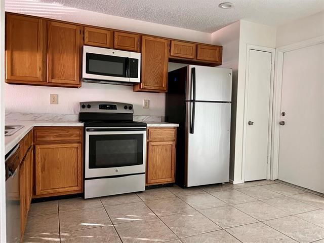 Building Photo - 501 Parkway Blvd