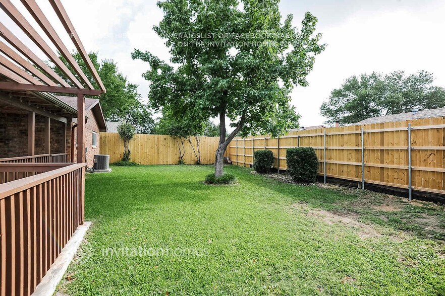 Building Photo - 7304 Catbrier Ct