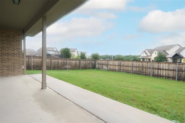 Building Photo - 3810 Brushy Creek Rd