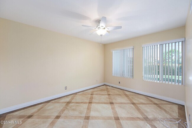 Building Photo - 208 Deerwalk Pl