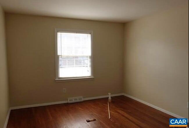 Building Photo - 162 Hessian Hills Way