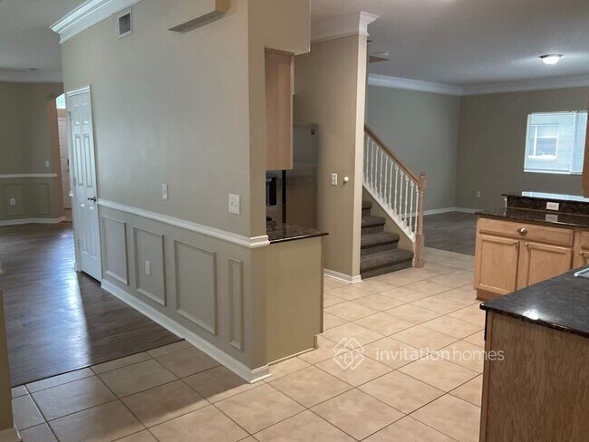 Building Photo - 18221 Sandy Pointe Dr