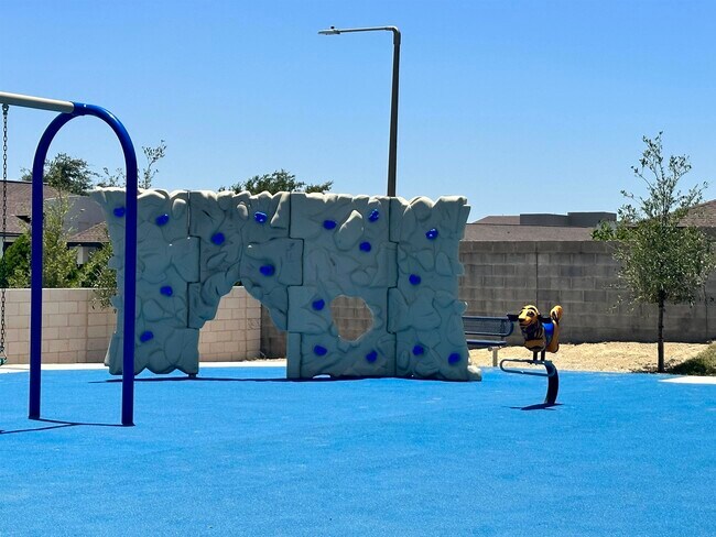 Building Photo - 9909 Bijan Dr