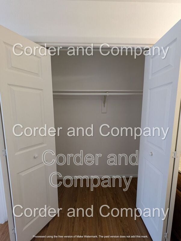 Building Photo - 6065 McKinney Dr NE