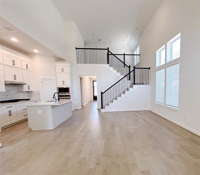 Building Photo - 6031 Churchill Spgs Ln