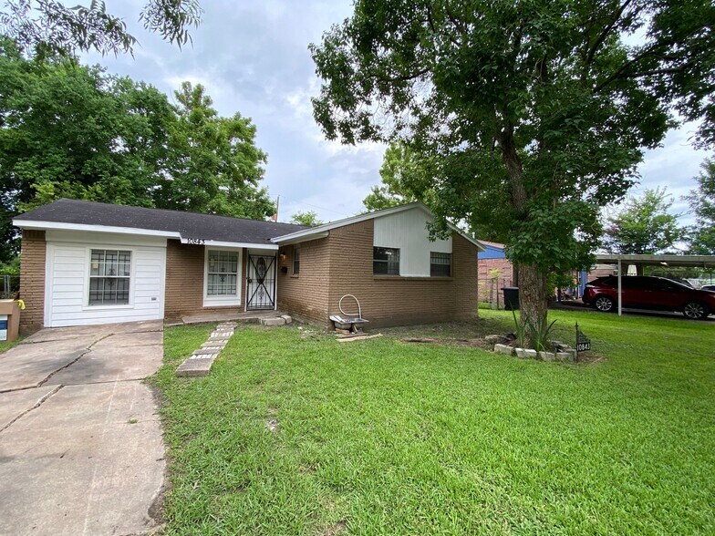 Building Photo - 10843 Fairland Dr