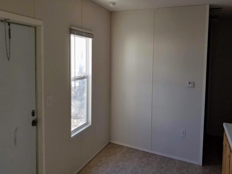 Building Photo - 300 Wildel Ave