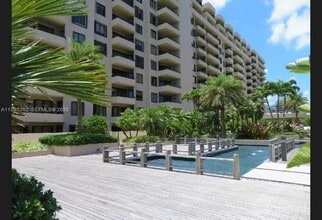 Building Photo - 201 Crandon Blvd