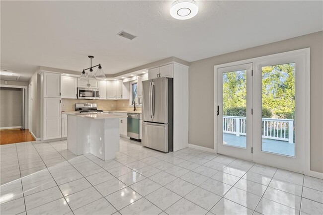 Building Photo - 42 Belfield Dr