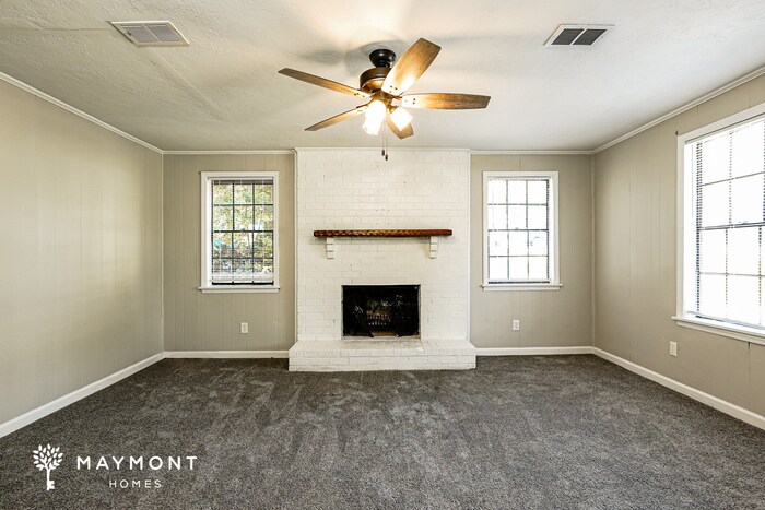 Building Photo - 3565 Kindling Dr