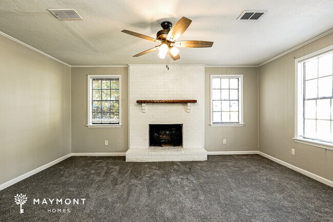 Building Photo - Charming 4 Bedroom in Augusta!