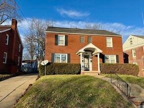 Building Photo - 133 16th St NE