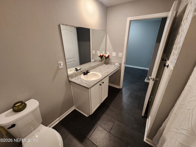 Building Photo - 11486 Tiburon Dr