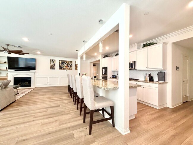 Building Photo - Resort-Style Pool Home with Mother-in-Law Suite,  RV Access & Included SOLAR Near Heritage Lake