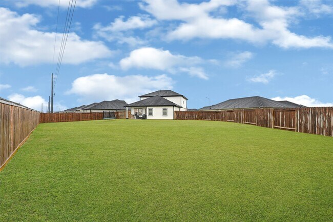 Building Photo - 31203 Heddington Ln