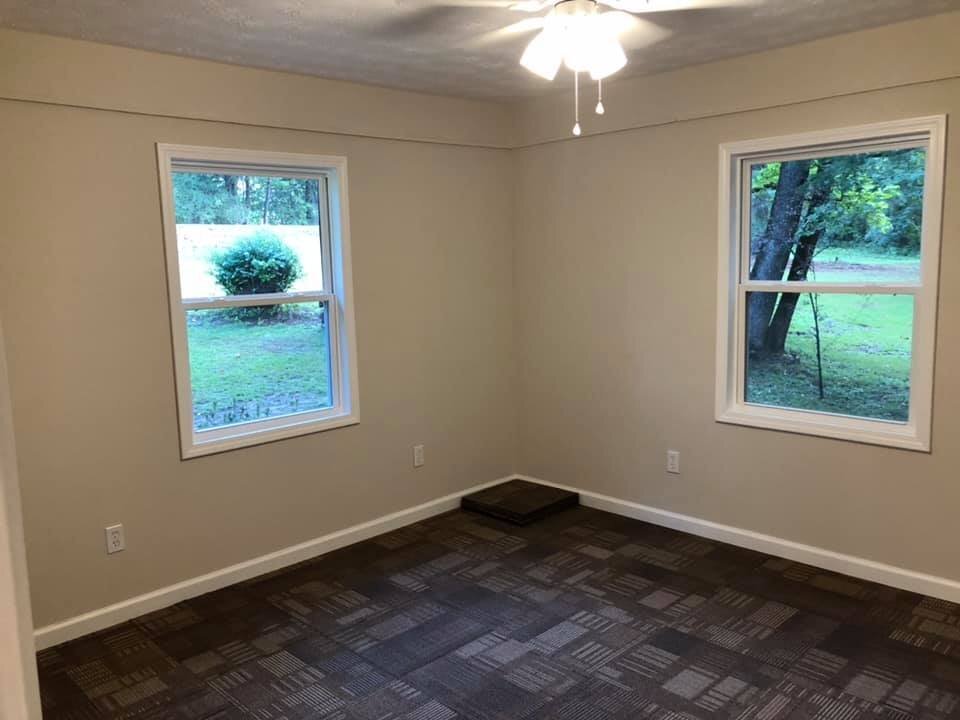 Building Photo - 2670 W Central Rd