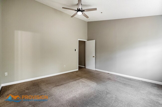 Building Photo - 2589 Ambling Cir