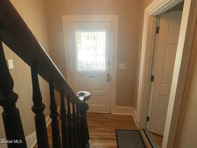 Building Photo - 110 Van Dam St