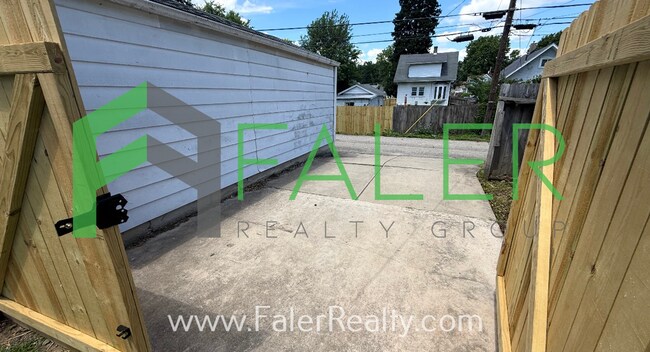 Building Photo - Charming Kettering Bungalow - 2 beds / 1 bath