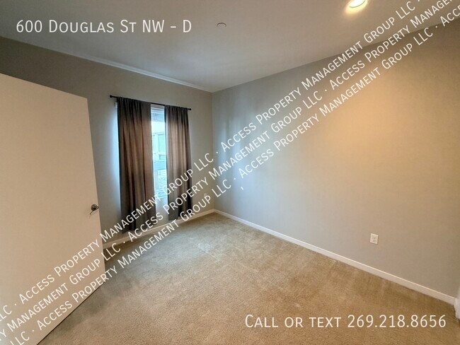 Building Photo - 600 Douglas St NW