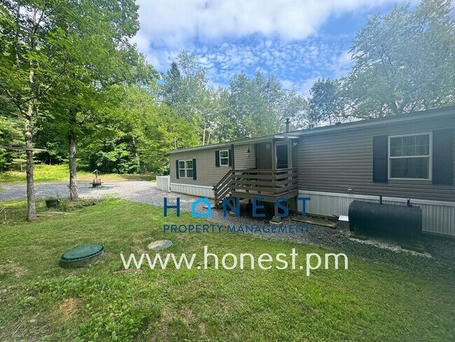 Building Photo - 107 Wood Land Dr