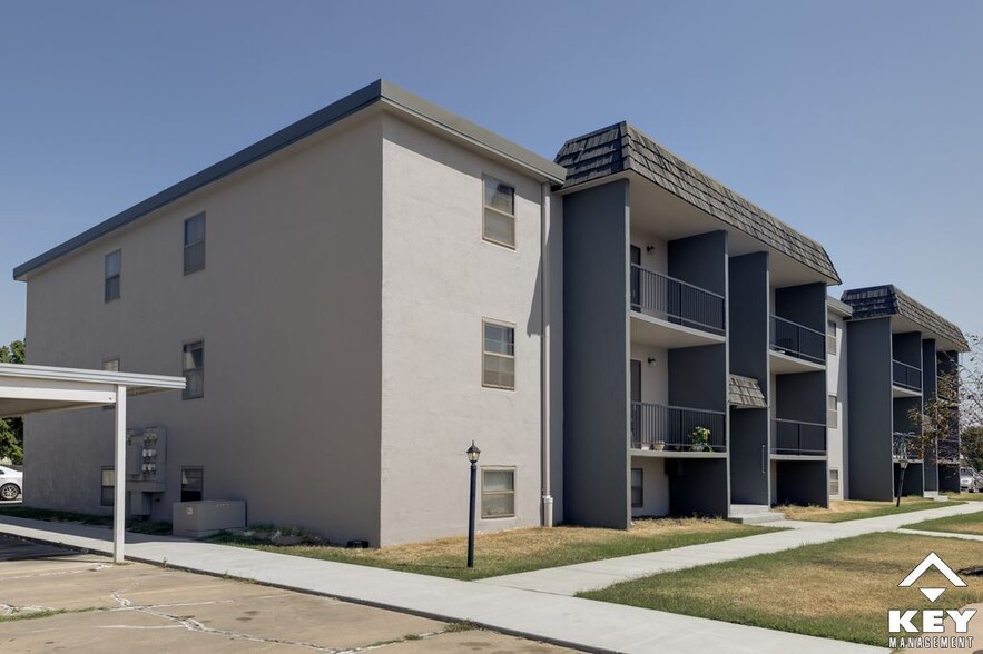 Building B - Garden Grove Apartments