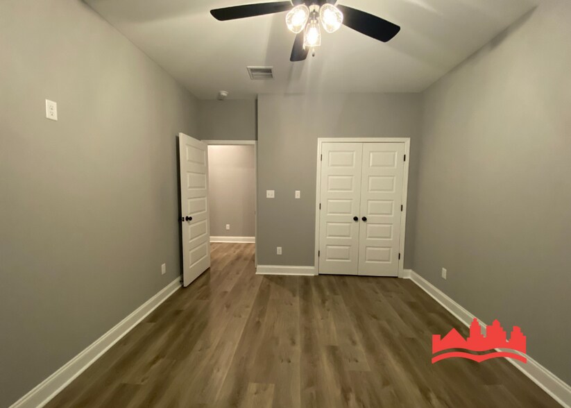 Building Photo - 10000 Messana St