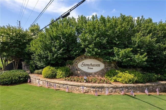 Building Photo - 5955 Weddington Dr