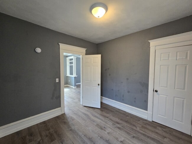 Building Photo - 1148 Columbia St