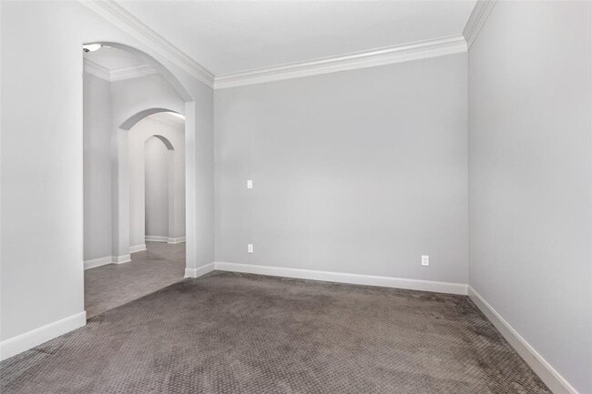 Building Photo - 22419 Banewood Dr
