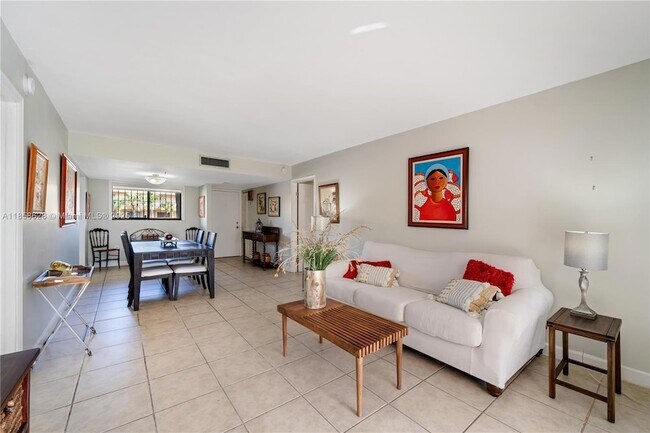 Building Photo - 8415 SW 107th Ave