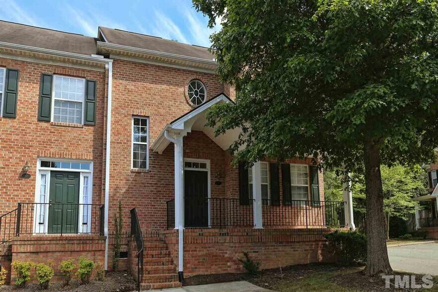Primary Photo - 46 Scottish Ln