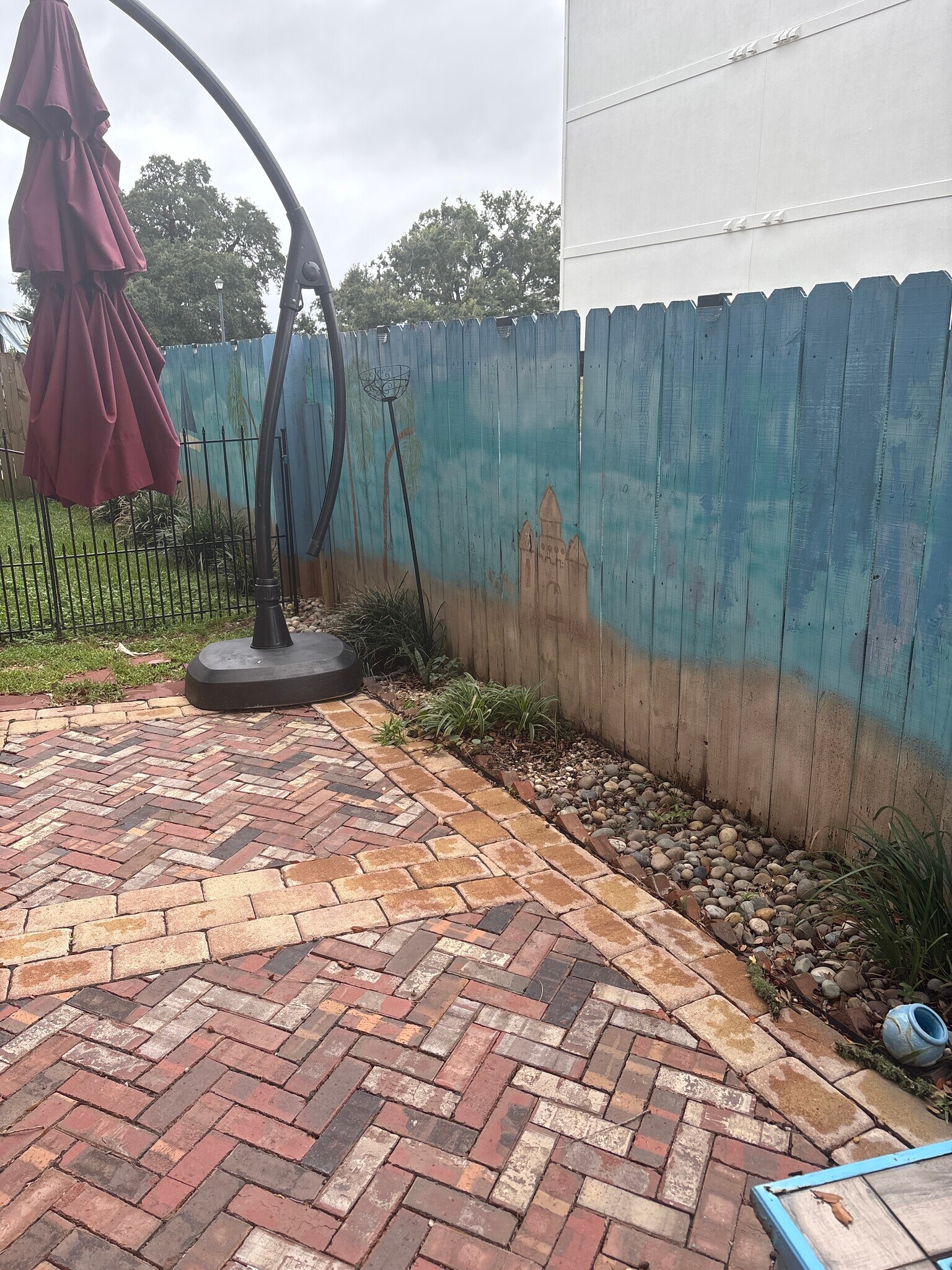 Enjoy fenced in yard - 21 Oak Alley Ln