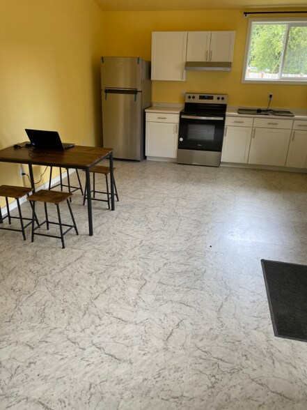 Building Photo - 9508 Tilley Rd SW