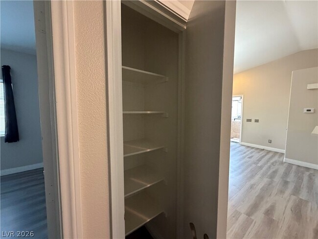 Building Photo - 2053 Quarry Ridge St