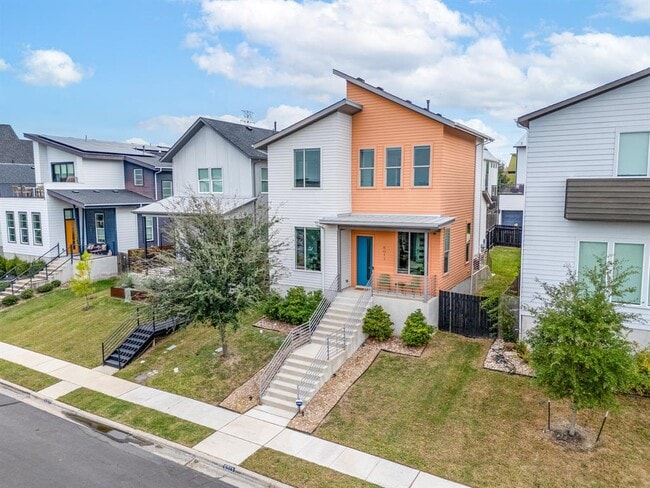 Building Photo - 6013 Florencia Ln