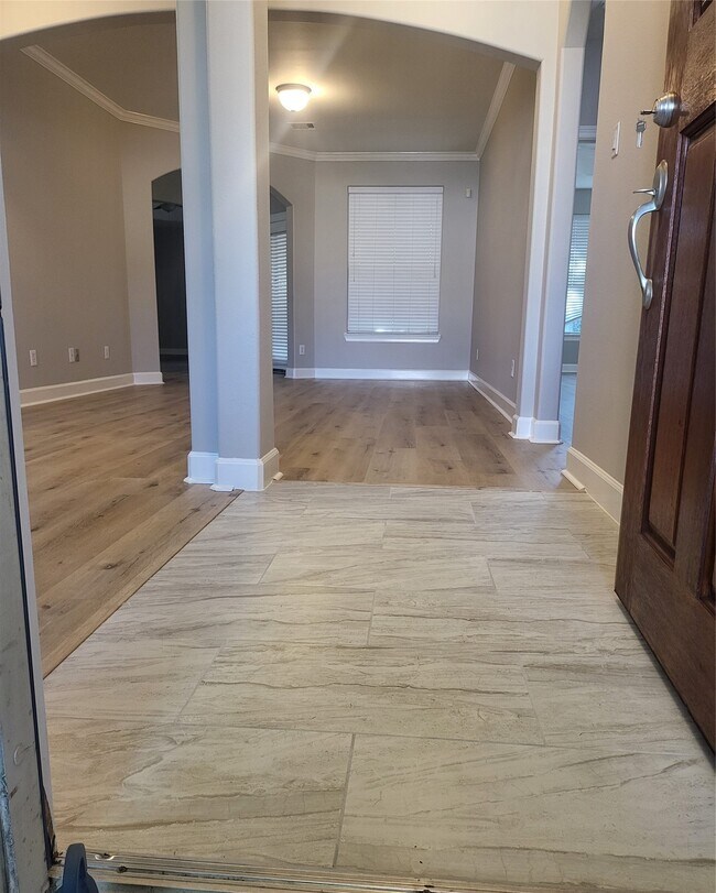 Building Photo - 606 Admiral Bay Ln