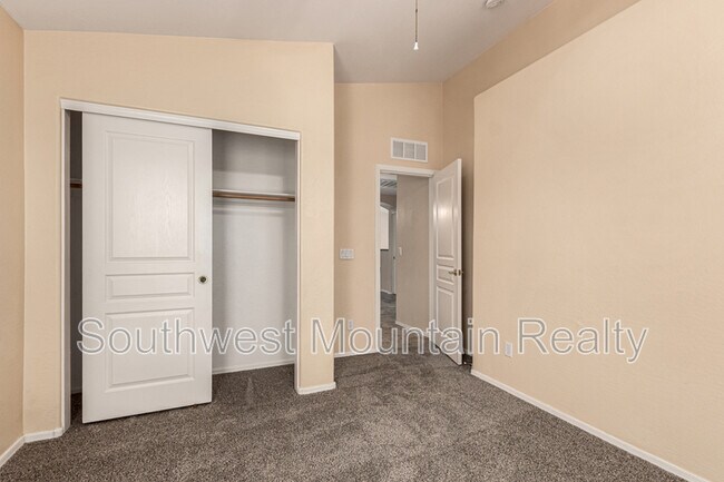 Building Photo - 33782 N Mercedes Dr