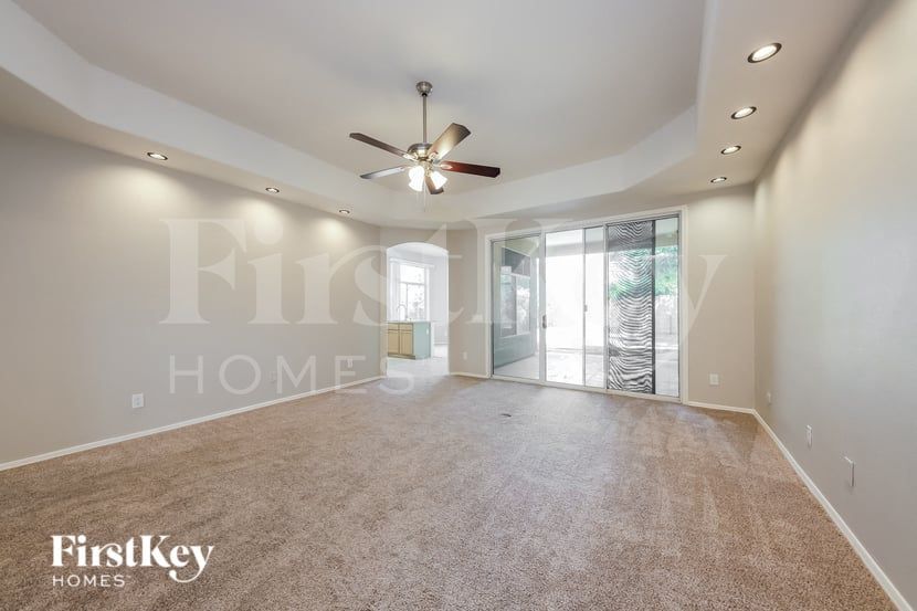 Building Photo - 11554 W Mule Deer Ct