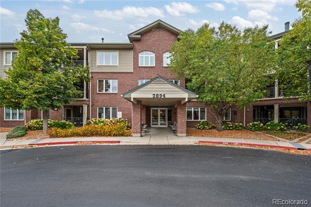 Primary Photo - 2894 W Riverwalk Cir