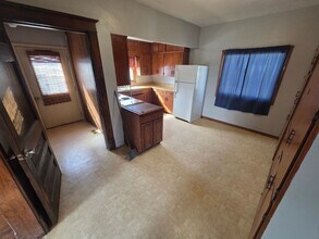 Building Photo - Spacious 4 bedroom house in Pomeroy