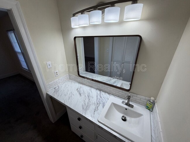 Building Photo - 1820 Bethlehem Rd