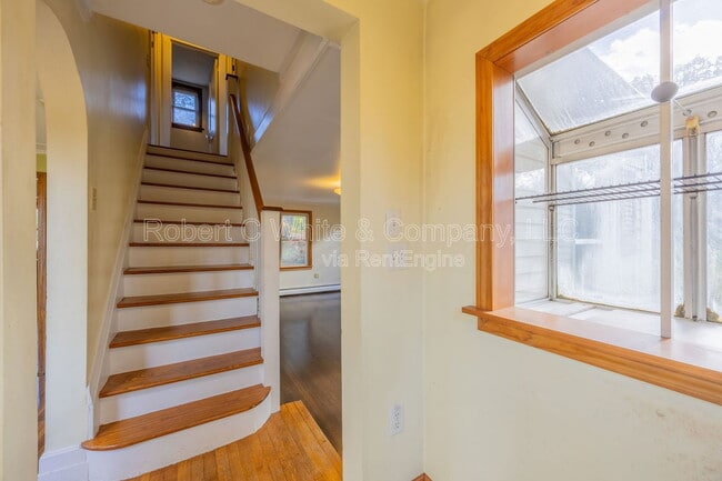 Building Photo - 70 Snipsic Lake Rd