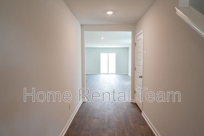 Building Photo - 139 Painted Lady Lp