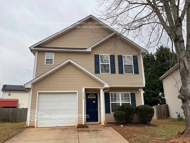 Building Photo - 9409 Dewey Dr