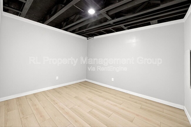 Building Photo - 994 Frieda Ct