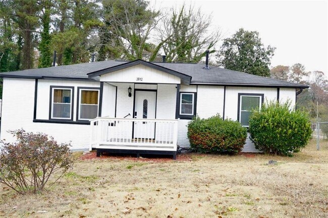 Building Photo - 3812 Clovis Ct NW