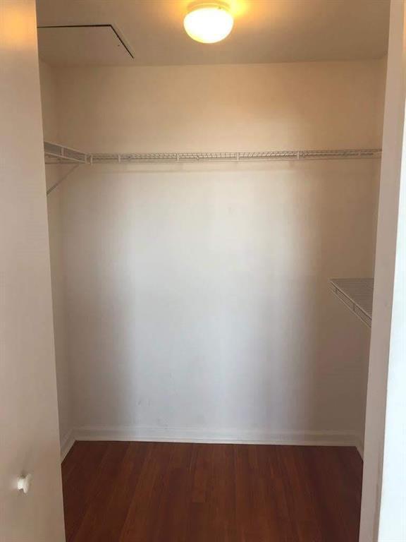 Building Photo - 18800 NE 29th Ave