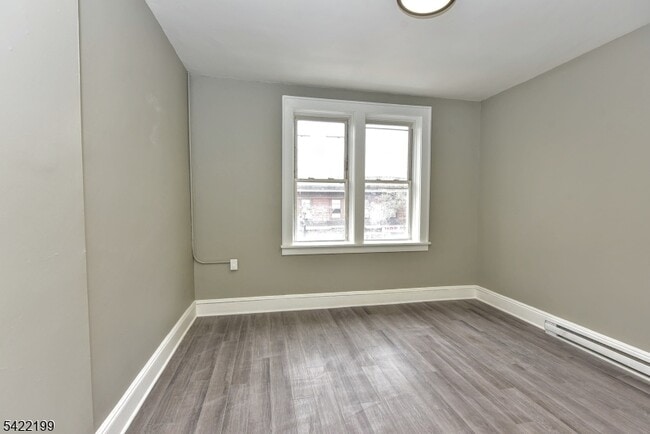 Building Photo - 36 Park Ave