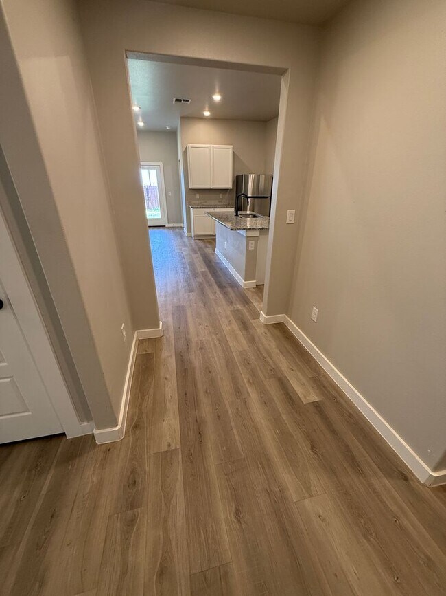 Building Photo - Available Now!! 4/2/2 in Frenship ISD